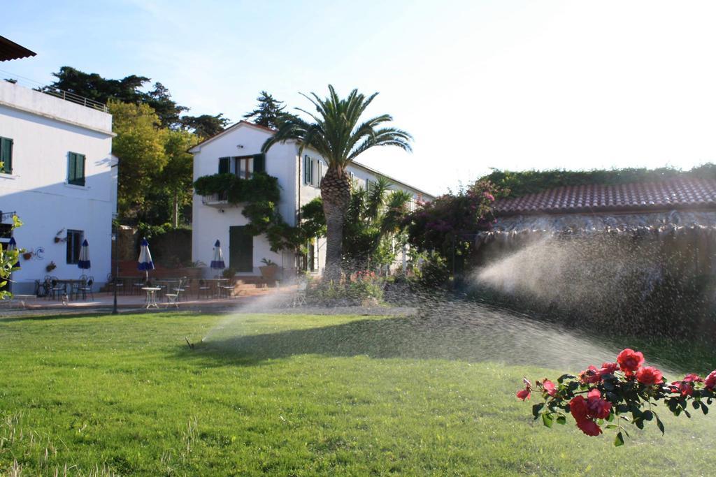 Agriturismo Ss Annunziata 산빈첸초 외부 사진